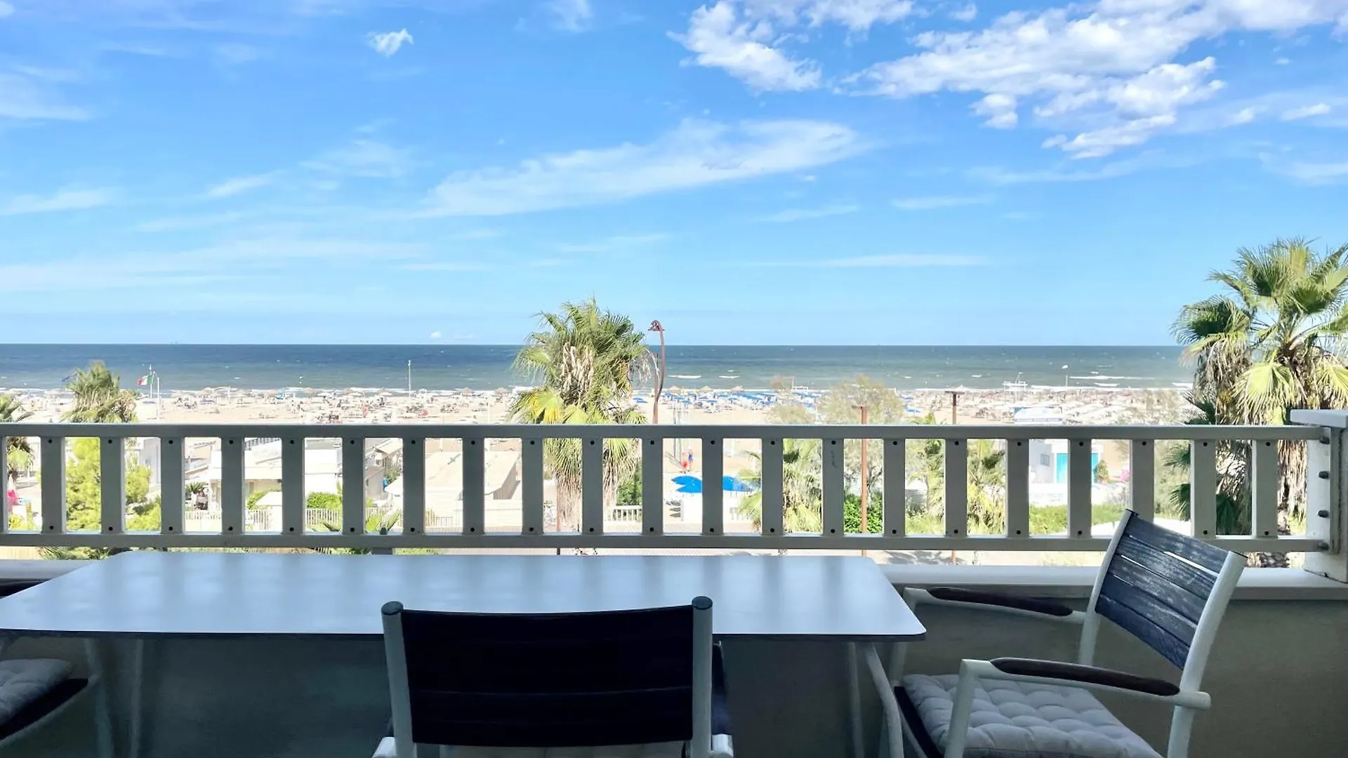 Monolocale Vista Mare Con Parcheggio Apartment Rimini